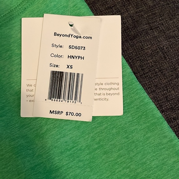 NWT beyond yoga space dye biker shorts - Picture 3 of 4